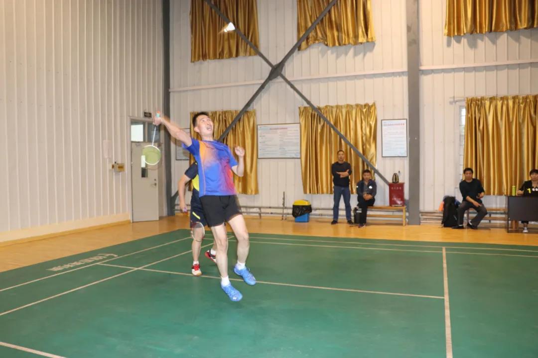 以,球,會友,全民健身,共建,和諧,—,市,國資, . 以球會友 全民健身 共建和諧 ——市國資國企系統(tǒng)羽毛球比賽在集團舉行